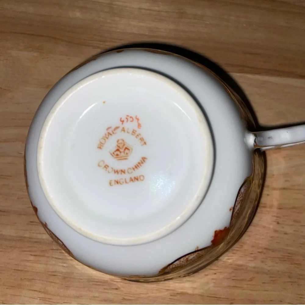Vintage Royal Albert Crown China Heirloom Trio Tea Cup Saucer Square Plate